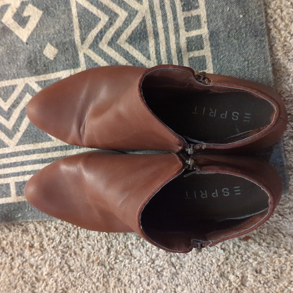 Esprit Booties